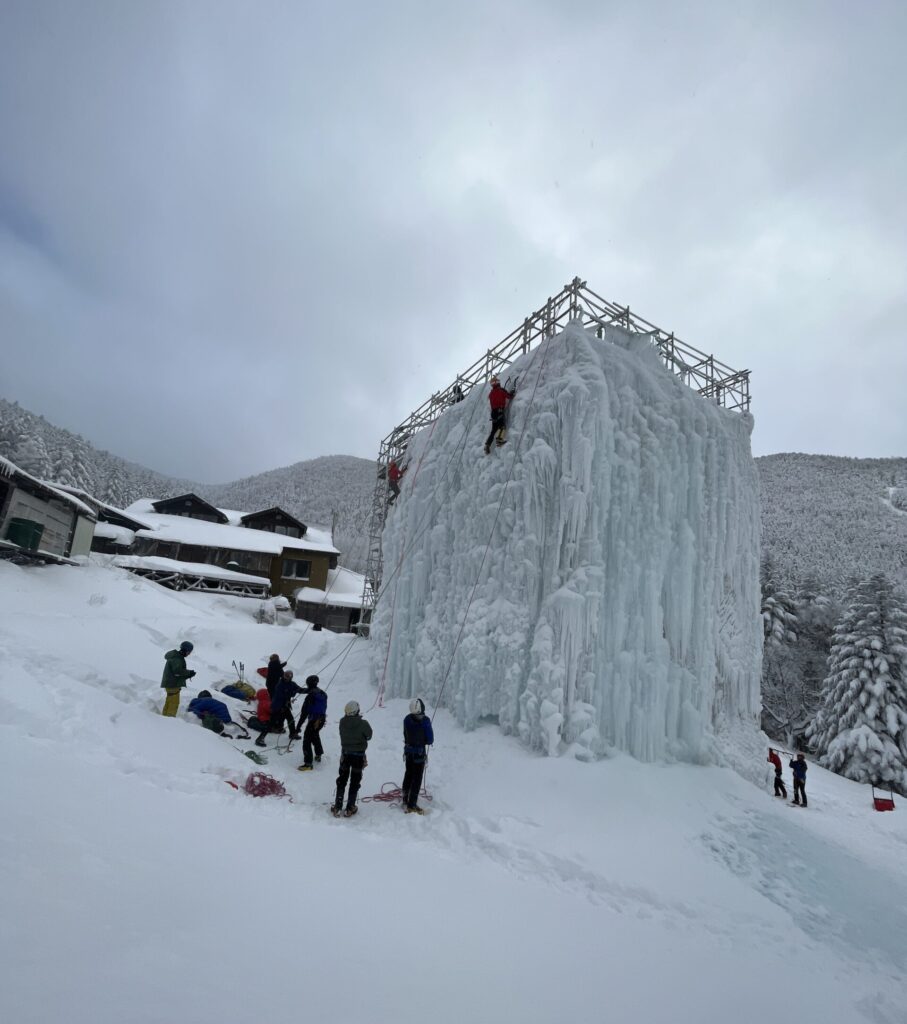 還暦登山No.36　雪山ハイク　赤岳鉱泉。